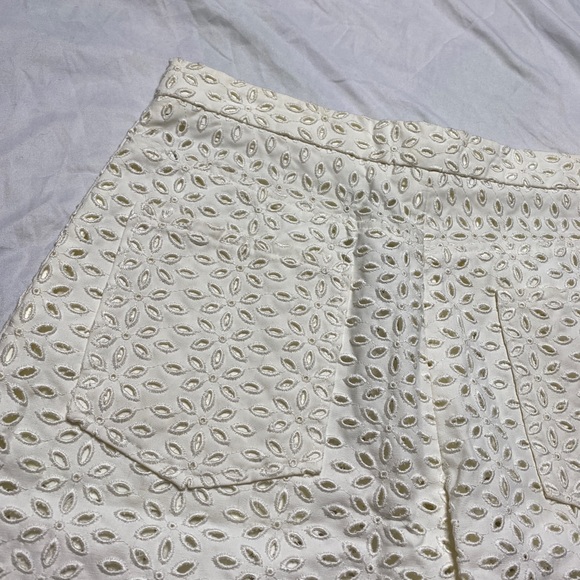 Acne White Eyelet Shorts 30 Waist - Picture 4 of 9